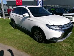 2017 Mitsubishi Outlander LS