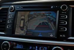 2017 Toyota Kluger Grande
