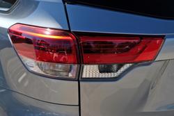 2017 Toyota Kluger Grande
