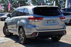 2017 Toyota Kluger Grande