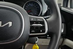 2023 Kia Carnival Si