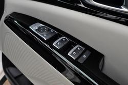 2023 Kia Carnival Si