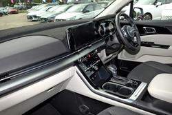 2023 Kia Carnival Si