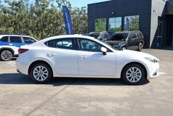 2015 Mazda 3 Maxx