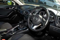 2015 Mazda 3 Maxx