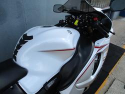 2015 Suzuki GSX1300RA (HAYABUSA) White