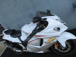 2015 Suzuki GSX1300RA (HAYABUSA) White