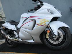 2015 Suzuki GSX1300RA (HAYABUSA) White
