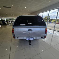 2015 Mitsubishi Triton GLX
