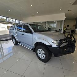 2015 Mitsubishi Triton GLX