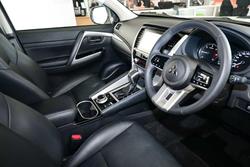 2025 Mitsubishi Pajero Sport GLS