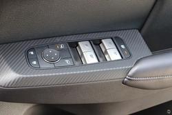 2025 Mitsubishi Outlander PHEV ES