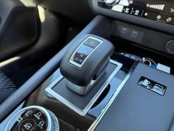 2025 Mitsubishi Outlander PHEV ES