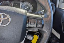 2020 Toyota Hilux SR