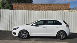 2022 Hyundai i30