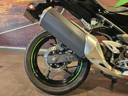 2020 Kawasaki Ninja 400 (EX400G) Ninja Green