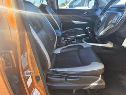 2016 Nissan Navara ST N-SPORT D23 Series 2 4X4 Dual Range Hornet Gold