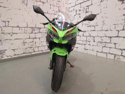 2024 Kawasaki Ninja 400 (EX400G) Ninja Green