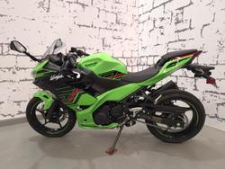 2024 Kawasaki Ninja 400 (EX400G) Ninja Green