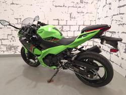 2024 Kawasaki Ninja 400 (EX400G) Ninja Green