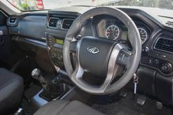 2022 Mahindra PIK-UP S6+