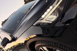 2022 Volvo XC40 Ultimate B5 Dark