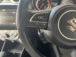 2023 Suzuki Swift GL Shadow