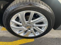 2023 Suzuki Swift GL Shadow