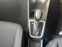 2023 Suzuki Swift GL Shadow