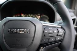 2025 Isuzu MU-X LS-T