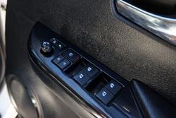 2020 Toyota Hilux SR5
