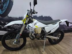 2022 HUSQVARNA TE250i WHITE