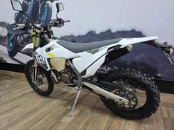 2022 HUSQVARNA TE250i WHITE