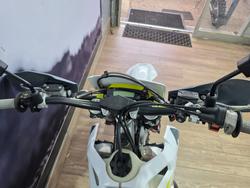 2022 HUSQVARNA TE250i WHITE