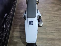2022 HUSQVARNA TE250i WHITE