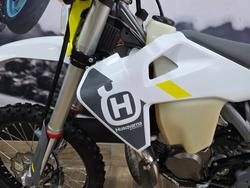 2022 HUSQVARNA TE250i WHITE