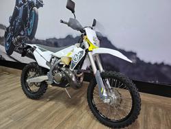2022 HUSQVARNA TE250i WHITE