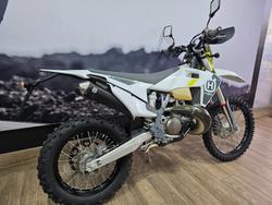 2022 HUSQVARNA TE250i WHITE