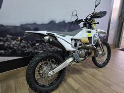 2022 HUSQVARNA TE250i WHITE
