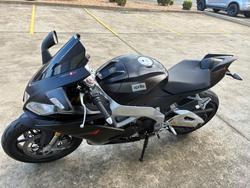 2014 APRILIA RSV4 R Black