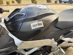 2014 APRILIA RSV4 R Black