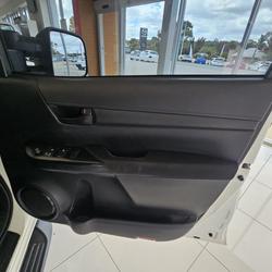 2020 Toyota Hilux SR