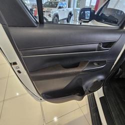 2020 Toyota Hilux SR