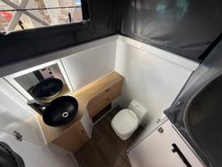 2026 Far Horizon Campers Tuff Track Outback Duo