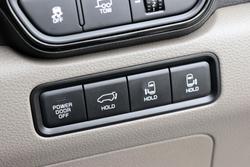 2025 Kia Carnival GT-Line HEV