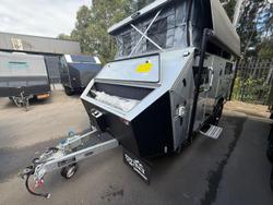 2026 Far Horizon Campers Tuff Track Escape Duo