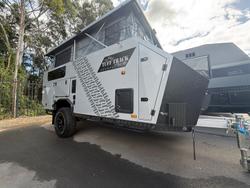 FAR Horizon Campers Tuff Track Escape DUO