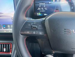 2025 BYD SHARK 6 Premium
