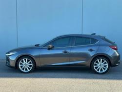 2017 Mazda 3 SP25 GT