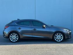 2017 Mazda 3 SP25 GT